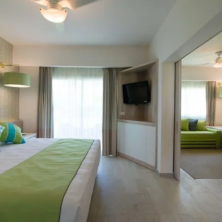 Grand Sirenis Punta Cana Resort & Aquagames-2